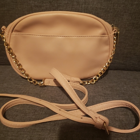 BeBe Pink Hand Bag With Gold Chain On The Strap - Picture 4 of 7